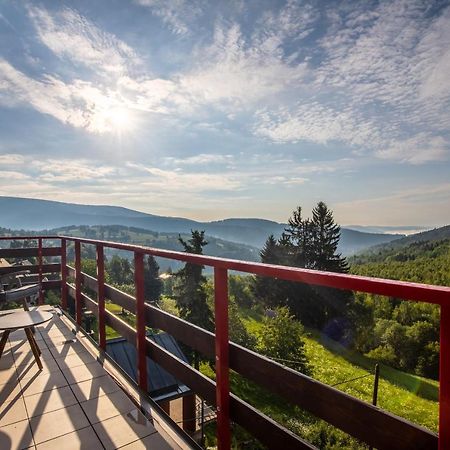 Apartmany Nad Slikovkou Jáchymov Exteriör bild