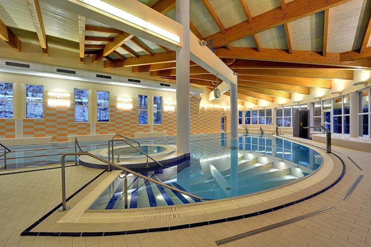 Apartmany Nad Slikovkou Jáchymov Exteriör bild