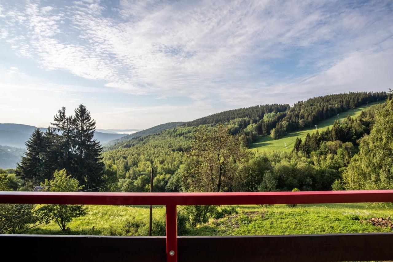 Apartmany Nad Slikovkou Jáchymov Exteriör bild