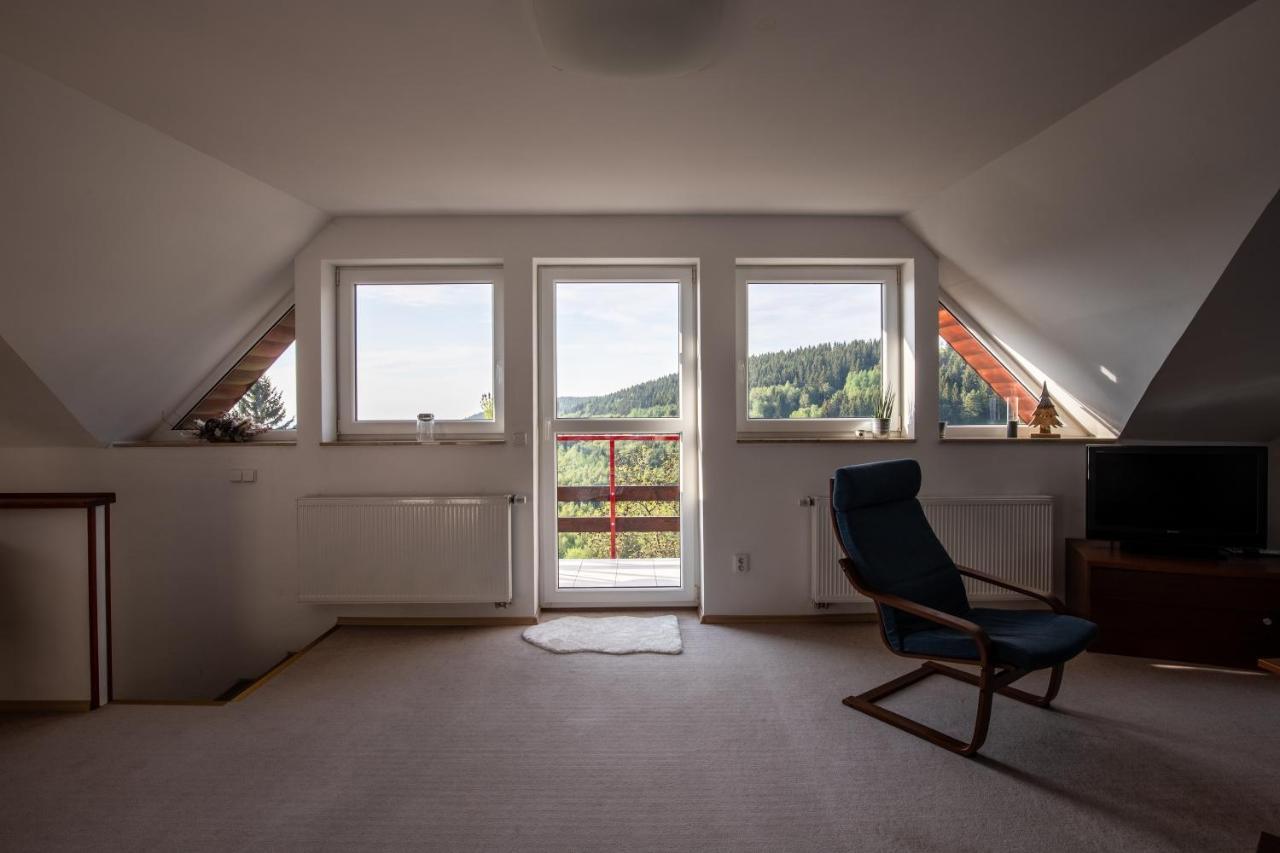 Apartmany Nad Slikovkou Jáchymov Exteriör bild