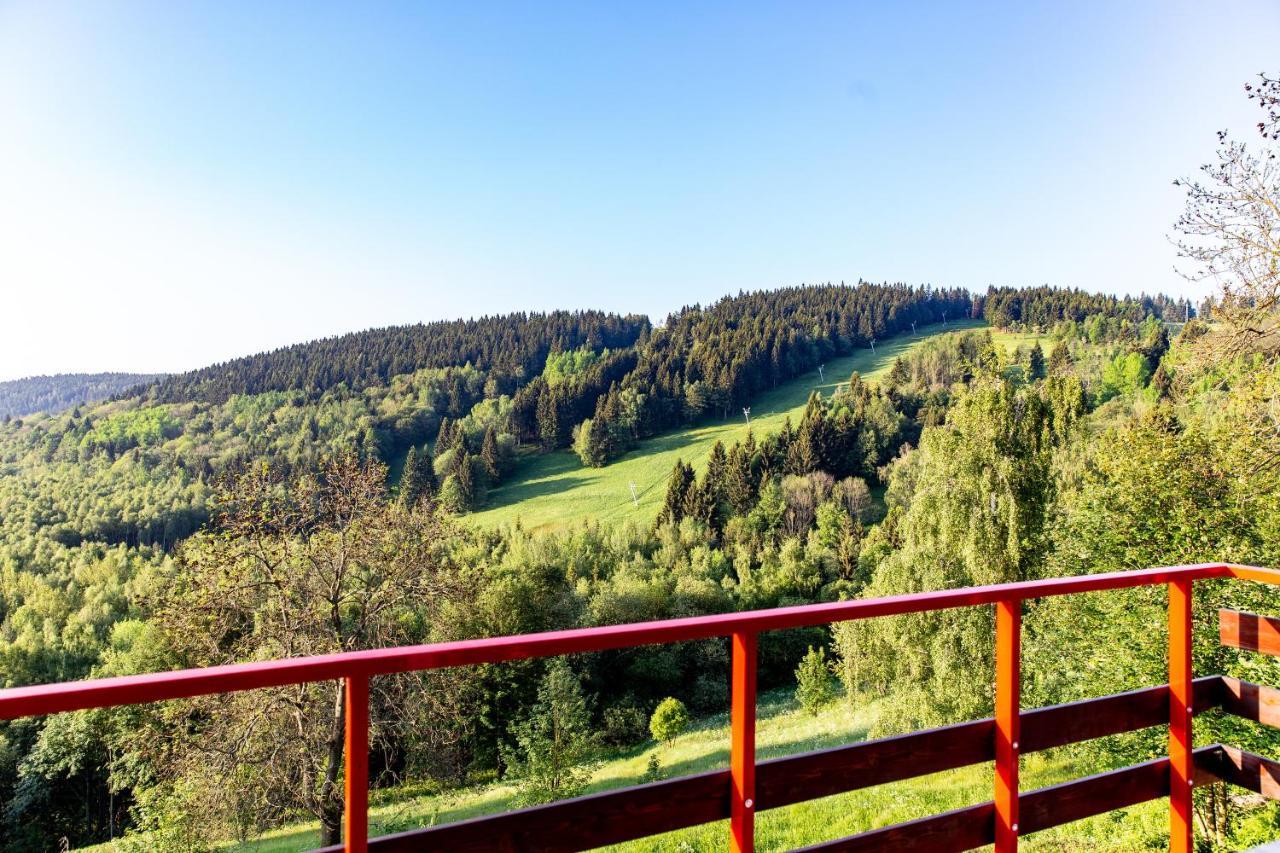 Apartmany Nad Slikovkou Jáchymov Exteriör bild