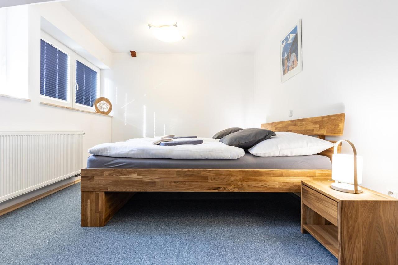 Apartmany Nad Slikovkou Jáchymov Exteriör bild