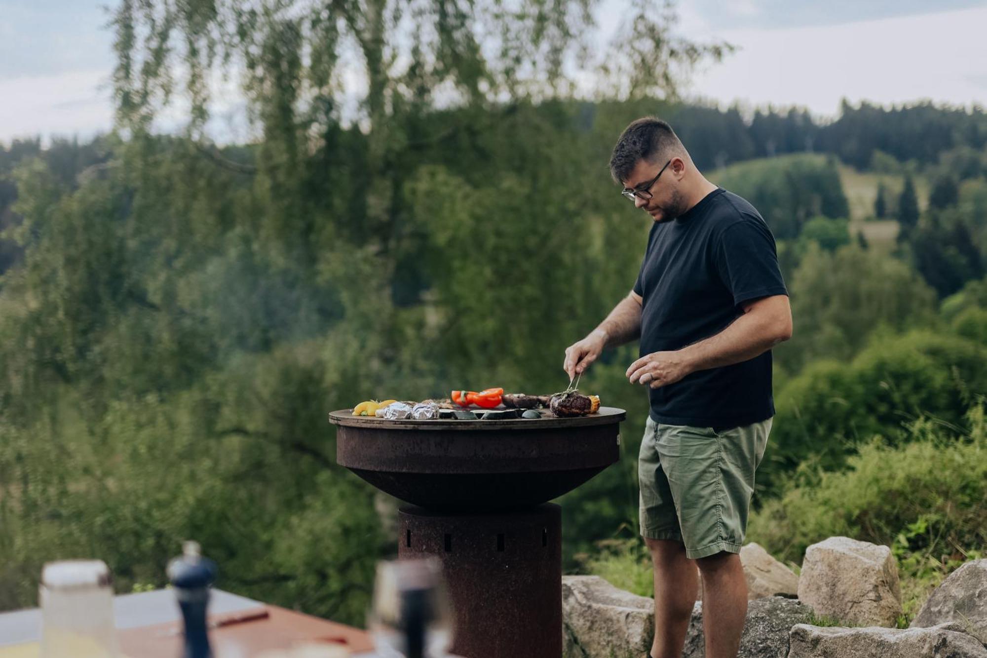 Apartmany Nad Slikovkou Jáchymov Exteriör bild